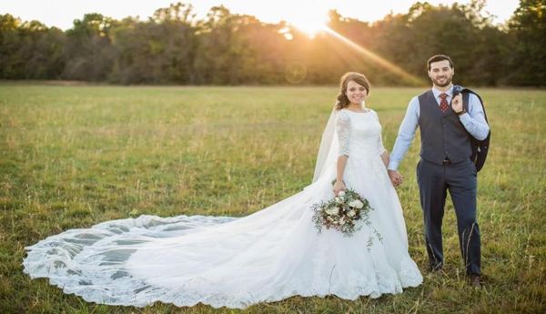 new aline modest wedding gowns with half sleeves jewel lace cathedral train long bride dresses couture custom made bridal gow1268586, White
new aline modest wedding gowns with half sleeves jewel lace cathedral train long bride dresses couture custom made bridal gow1268586, White