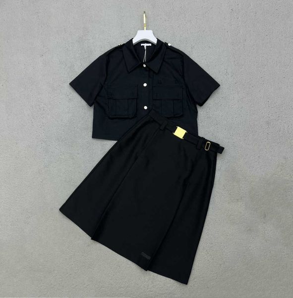 high-quality two piece set designer woman clothe short-sleeved pocket decoration splicing solid color skirt loose fit shirt short dress for, White
high-quality two piece set designer woman clothe short-sleeved pocket decoration splicing solid color skirt loose fit shirt short dress for, White