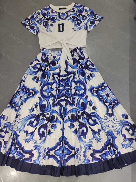 23ss womens designer clothing skirt set round neck cotton ribbon logo printed short-sleeved t-shirt pleated skirt sets womens clothing, White
23ss womens designer clothing skirt set round neck cotton ribbon logo printed short-sleeved t-shirt pleated skirt sets womens clothing, White