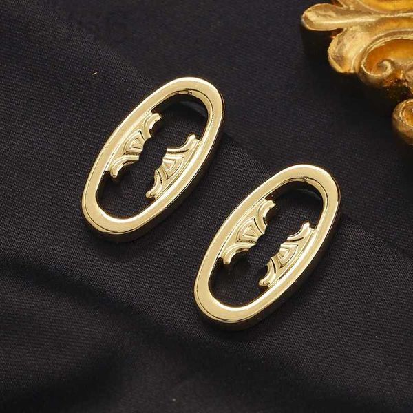 stud designer luxury love earrings 18k gold letter women's charm gift wedding party stainless steel jewelry spring new wholesale 2t7s, Golden;silver
stud designer luxury love earrings 18k gold letter women's charm gift wedding party stainless steel jewelry spring new wholesale 2t7s, Golden;silver