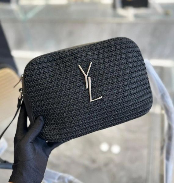 leathersuperior quality women straw bag fashion luxury beach vacation woven one-shoulder messenger bags with ss23 fashionable
leathersuperior quality women straw bag fashion luxury beach vacation woven one-shoulder messenger bags with ss23 fashionable