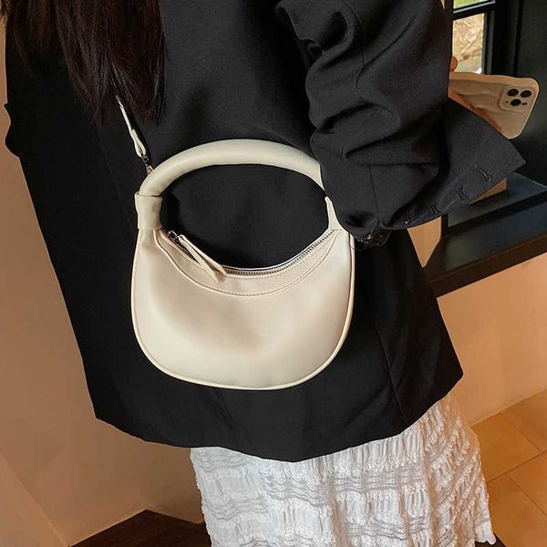 handbag exquisite solid color small bag women's crossbody crescent bag new fashion shoulder crossbody bag
handbag exquisite solid color small bag women's crossbody crescent bag new fashion shoulder crossbody bag