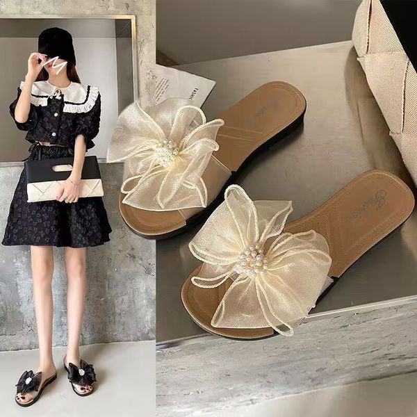 women beautiful soft sole slippers fashion personality cute bow wear deodorant mute non-slip sandals, Black
women beautiful soft sole slippers fashion personality cute bow wear deodorant mute non-slip sandals, Black