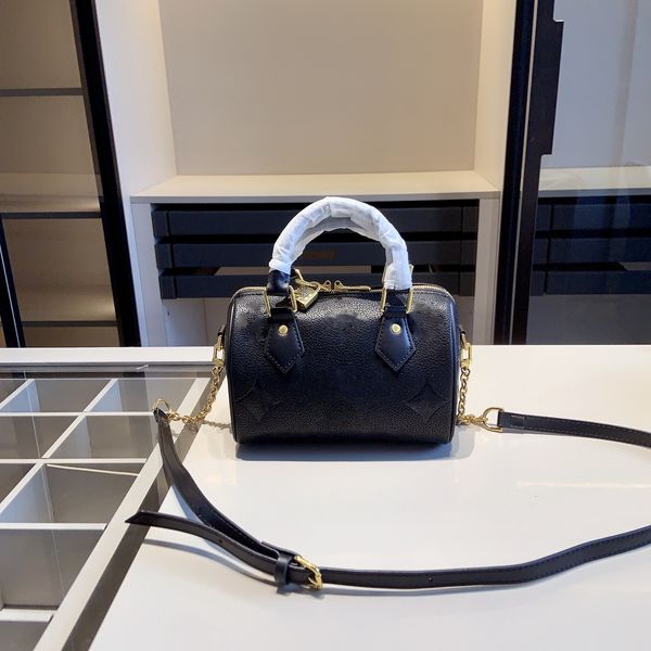 designer crossbody bag shoulder bags designer woman luxurys handbags messenger bag womens loulsv speedy20 designer purses wallet 20*15*11cm
designer crossbody bag shoulder bags designer woman luxurys handbags messenger bag womens loulsv speedy20 designer purses wallet 20*15*11cm