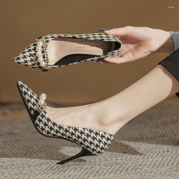 dress shoes brand retro high-heeled for women spring style designer temperament shoe pearl banquet wedding mujer, Black
dress shoes brand retro high-heeled for women spring style designer temperament shoe pearl banquet wedding mujer, Black