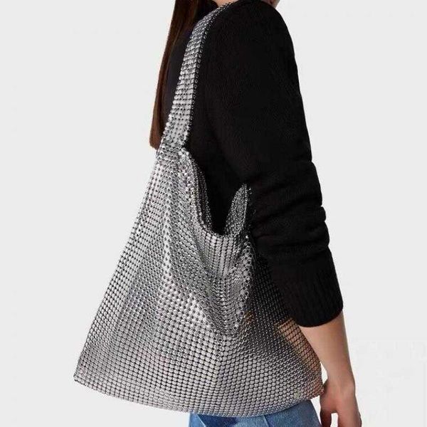 shoulder bags luxury metal mesh women shoulder bags designer shiny lady handbags silver glitter evening party bag large tote feamle purses20
shoulder bags luxury metal mesh women shoulder bags designer shiny lady handbags silver glitter evening party bag large tote feamle purses20