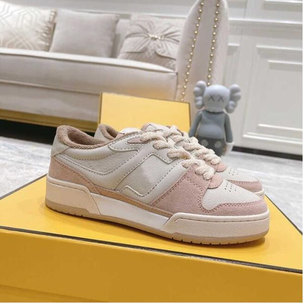 2023 men's women's luxury designer casual shoes retro suede beige sports shoes f shock absorbing material pink low shoes 01, Black
2023 men's women's luxury designer casual shoes retro suede beige sports shoes f shock absorbing material pink low shoes 01, Black