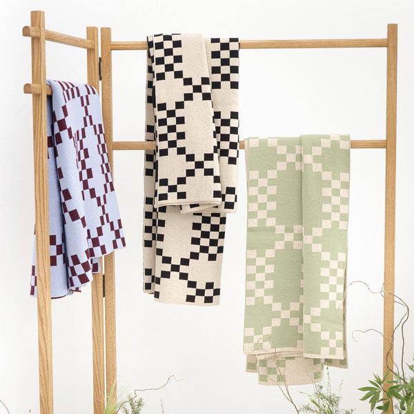 checkerboard yarn knitted blanket all-season universal nap sofa blanket single air conditioning blanket blanket bed tail scarf blanket, Blue;gray
checkerboard yarn knitted blanket all-season universal nap sofa blanket single air conditioning blanket blanket bed tail scarf blanket, Blue;gray