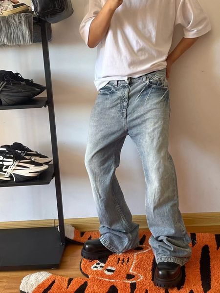 demna flared washed jeans for men oversized denim pants loose causal jeans fashion loose men baggy jeans hiphop streetwear blue washed distr
demna flared washed jeans for men oversized denim pants loose causal jeans fashion loose men baggy jeans hiphop streetwear blue washed distr