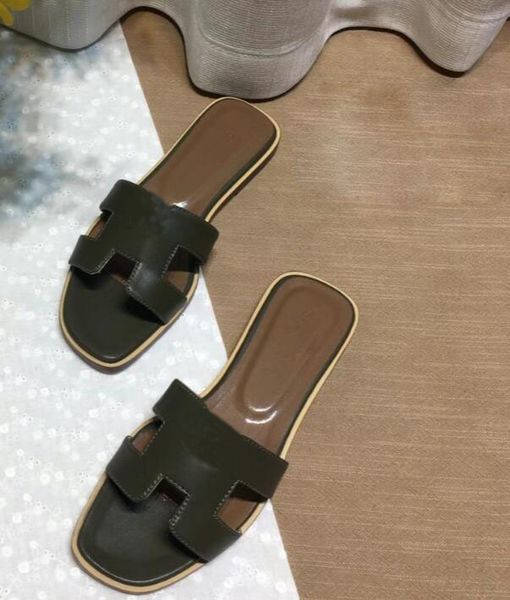 summer designer women brand sandals designer slippers flat flip flops skin slide ladies beach sandal summer with box, Black
summer designer women brand sandals designer slippers flat flip flops skin slide ladies beach sandal summer with box, Black