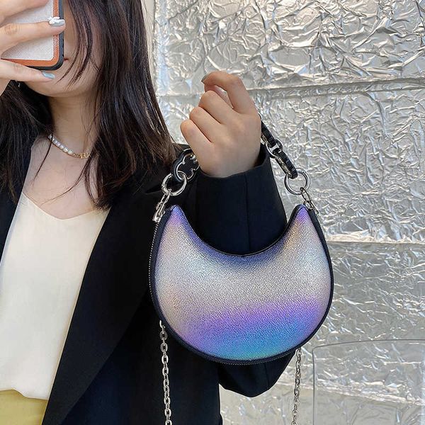 new single shoulder messenger chain crescent bag french underarm crescent saddle bag portable women's bag
new single shoulder messenger chain crescent bag french underarm crescent saddle bag portable women's bag