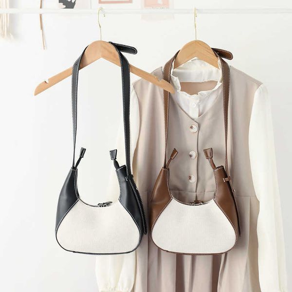 patchwork canvas messenger bag small portable underarm bag and versatile one-shoulder crescent bag
patchwork canvas messenger bag small portable underarm bag and versatile one-shoulder crescent bag