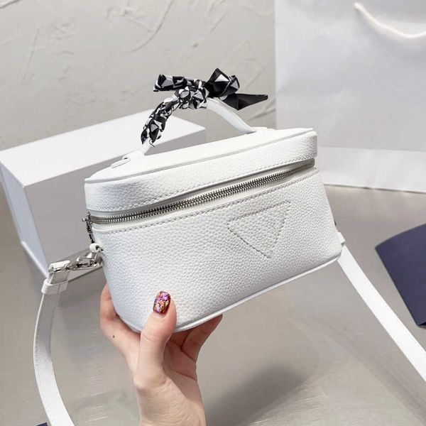 shoulder bags crossbody bag designer bag women luxury designer handbags ladies handbag classic fashion solid color cross body with silk scar
shoulder bags crossbody bag designer bag women luxury designer handbags ladies handbag classic fashion solid color cross body with silk scar
