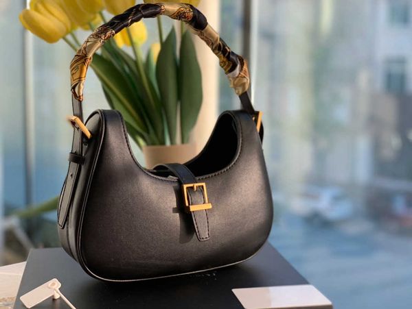 5a le fermoir shoulder bag designer cowhide leather handle bag cashmere shoulder bag underarm bag vintage smooth leather with box dustbag y1
5a le fermoir shoulder bag designer cowhide leather handle bag cashmere shoulder bag underarm bag vintage smooth leather with box dustbag y1