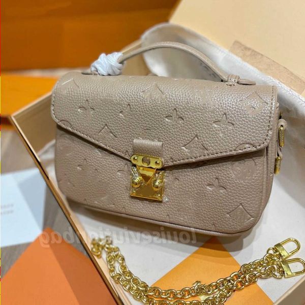 lm40156v m40780/m41487 pochette handbag women luxury designer metis bags handbags lady messenger fashion shoulder bag crossbody tote wallet
lm40156v m40780/m41487 pochette handbag women luxury designer metis bags handbags lady messenger fashion shoulder bag crossbody tote wallet