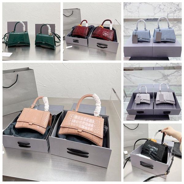 lm40156v designers bags luxurys women crossbody shoulder bag gold silver buckle design handbag alligator pattern lady purse black pink woas
lm40156v designers bags luxurys women crossbody shoulder bag gold silver buckle design handbag alligator pattern lady purse black pink woas