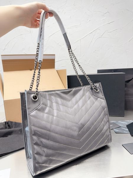 designer women's evening bags temperament lady's leather clutch simple handbag 2023 tote ladies designers fashion letter bag
designer women's evening bags temperament lady's leather clutch simple handbag 2023 tote ladies designers fashion letter bag
