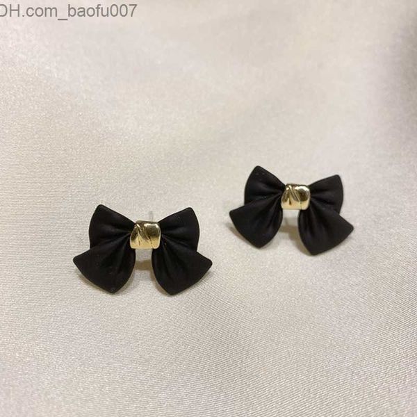 charm jp29 s925 silver needle arch full matching earrings with korean niche design simple earrings fashion network red sweet earrings z23070, Golden
charm jp29 s925 silver needle arch full matching earrings with korean niche design simple earrings fashion network red sweet earrings z23070, Golden