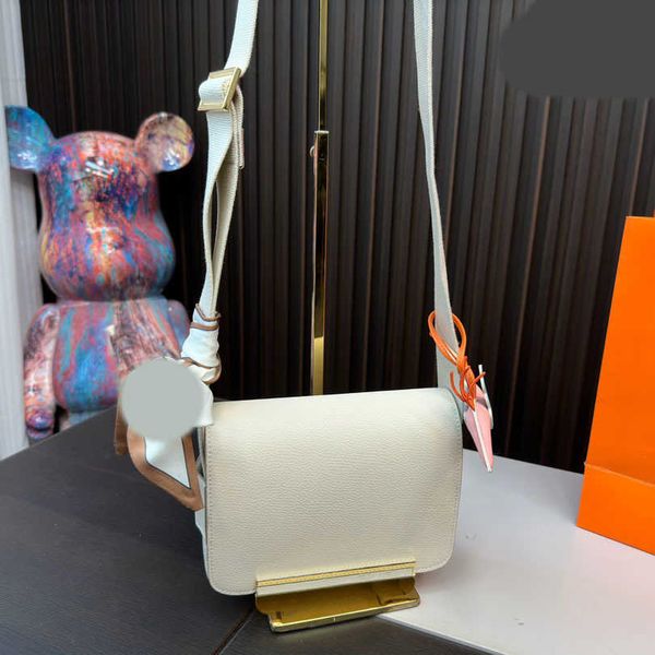 horse designer cross body purse women luxurys messenger handbag wide straps shoulder bags real leather lady purse totes wide strap 230715
horse designer cross body purse women luxurys messenger handbag wide straps shoulder bags real leather lady purse totes wide strap 230715