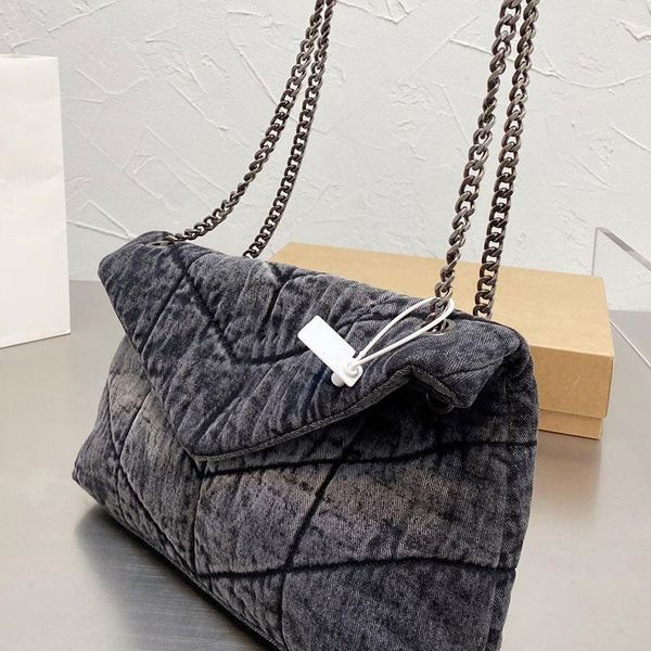 lm40156v 5a quality designer chain messenger bag luxurys denim canvas shoulder purse fashion handbags gold silver hardware letter hasp kgkk
lm40156v 5a quality designer chain messenger bag luxurys denim canvas shoulder purse fashion handbags gold silver hardware letter hasp kgkk