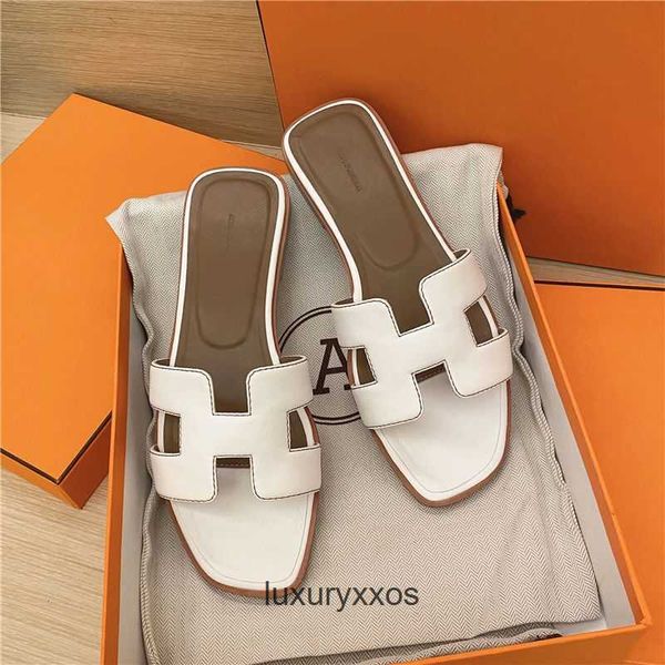 slippers hermz oran oasis 2023 women's type sandal h summer fashion leather versatile beach h designer ga00
slippers hermz oran oasis 2023 women's type sandal h summer fashion leather versatile beach h designer ga00