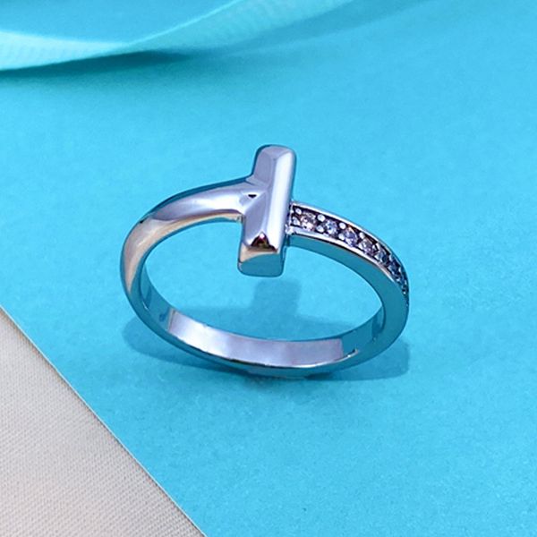 classic band rings black ring with diamond titanium steel men's women's letter t silver designer luxury gift girlfriend wedding je
classic band rings black ring with diamond titanium steel men's women's letter t silver designer luxury gift girlfriend wedding je
