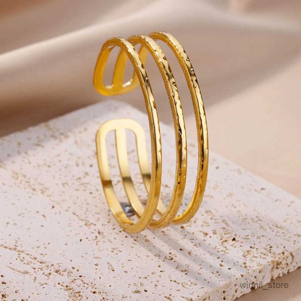 charm bracelets stainless steel bangle fashion gold color bangles for women men trendy stainless steel metal bracelets jewelry r230705, Golden;silver
charm bracelets stainless steel bangle fashion gold color bangles for women men trendy stainless steel metal bracelets jewelry r230705, Golden;silver