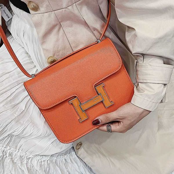factory wholesale designer h ermes totes handbags 2023 new lock kangkang bag small ck tofu fashionable solid color one shoulder crossbody fl
factory wholesale designer h ermes totes handbags 2023 new lock kangkang bag small ck tofu fashionable solid color one shoulder crossbody fl