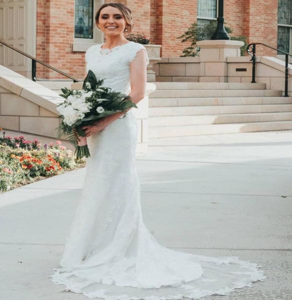 2019 lace mermaid modest wedding dresses with cap sleeves jewel neck lace appliques women vintage modest bridal gowns sleeved9456875, White
2019 lace mermaid modest wedding dresses with cap sleeves jewel neck lace appliques women vintage modest bridal gowns sleeved9456875, White