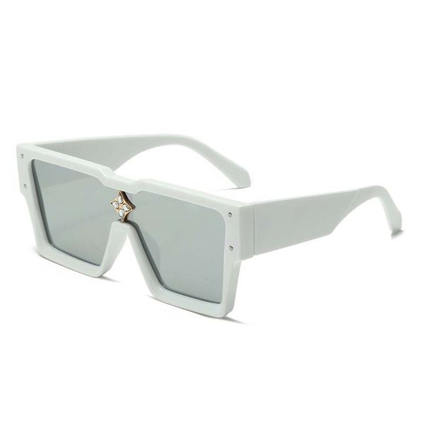 womens designer sunglasses flower lens sun glasses for men model special uv protection double beam frame outdoor brand design alloy luxury l, White;black
womens designer sunglasses flower lens sun glasses for men model special uv protection double beam frame outdoor brand design alloy luxury l, White;black