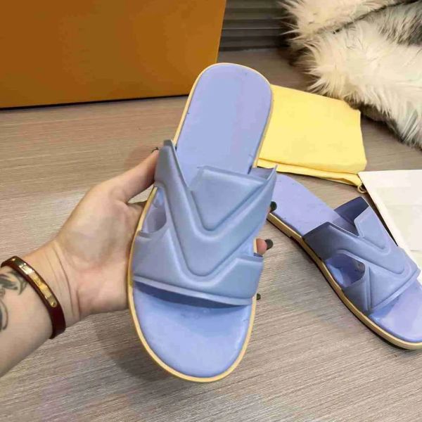 2023 classic designer one line slippers women's fashion men slippers couple style summer outgoing sandals non slip simple fashion versa, Black
2023 classic designer one line slippers women's fashion men slippers couple style summer outgoing sandals non slip simple fashion versa, Black