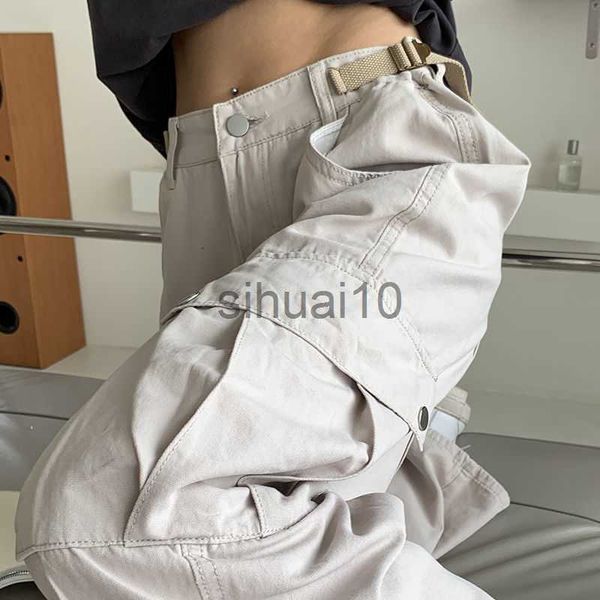 women's pants capris american street cargo pants women simple design women spring 2022 straight high waist pants retro streetwear women, Black;white
women's pants capris american street cargo pants women simple design women spring 2022 straight high waist pants retro streetwear women, Black;white