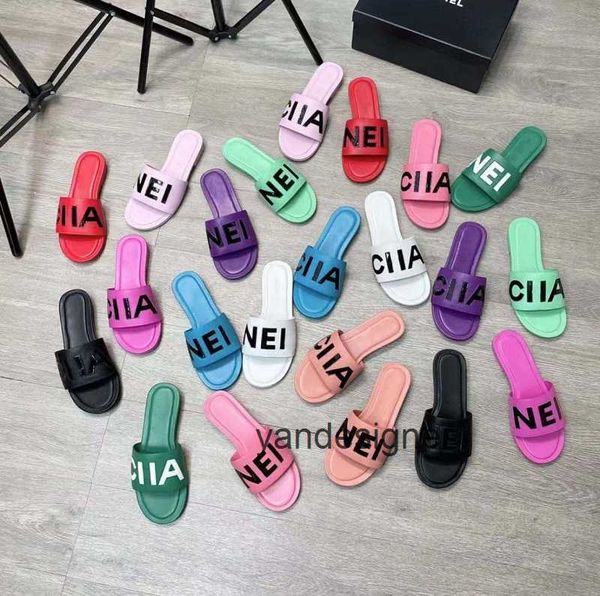 small fragrant wind slippers 2023 summer new net red fashion letter flat women's slippers flip-flops beach shoes women, Black
small fragrant wind slippers 2023 summer new net red fashion letter flat women's slippers flip-flops beach shoes women, Black