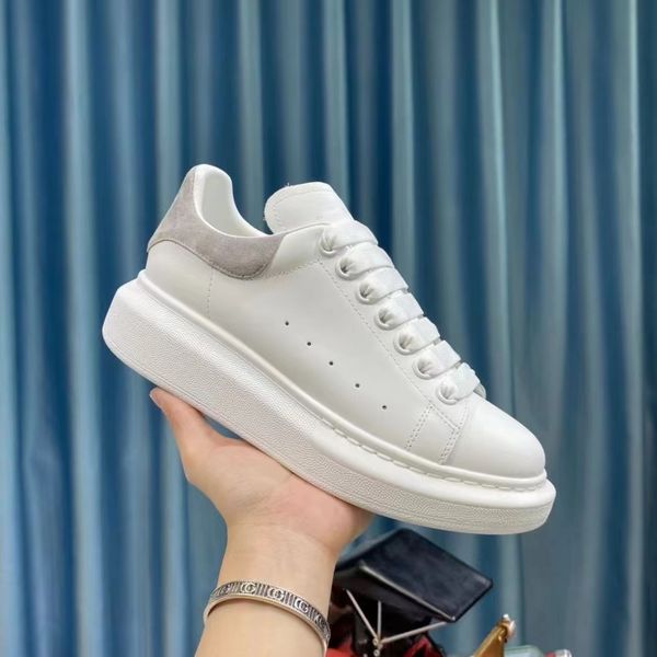 shoes white black 2023 designer sneakers oversized oj04 casual leather luxury velvet suede womens espadrilles
shoes white black 2023 designer sneakers oversized oj04 casual leather luxury velvet suede womens espadrilles