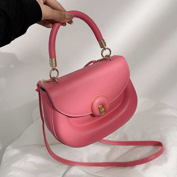 this year's popular handbag for women in new trend for french niche saddle bags versatile ins single room crossbody bag
this year's popular handbag for women in new trend for french niche saddle bags versatile ins single room crossbody bag