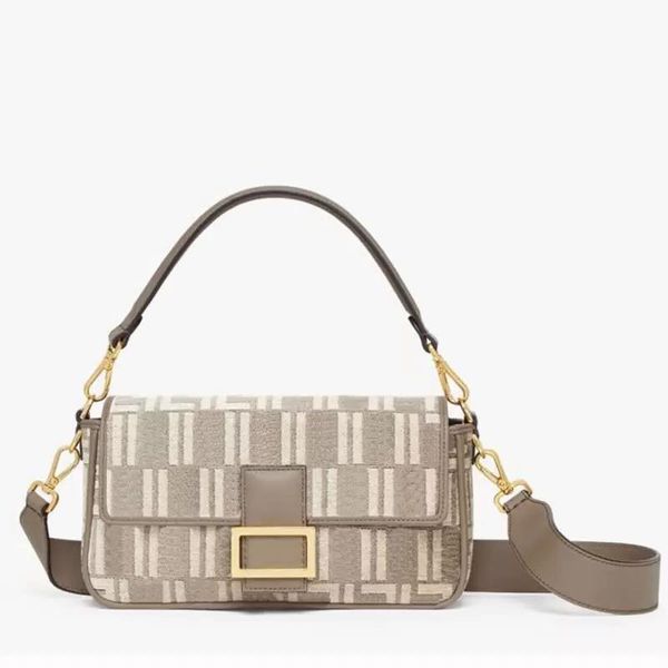 lm40156v designers crossbody bags embroidered baguette bag flap crossbody purse lady handbag fashion canvas hardware buckle genuine leather
lm40156v designers crossbody bags embroidered baguette bag flap crossbody purse lady handbag fashion canvas hardware buckle genuine leather