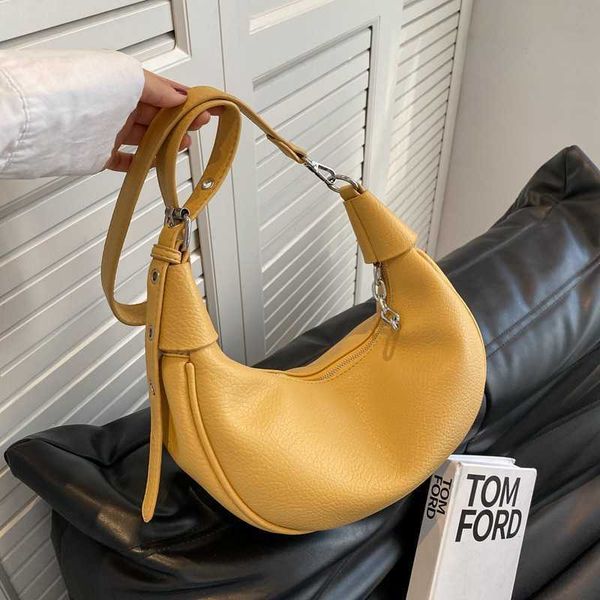 crescent underarm dumpling bun new small design shoulder strap crossbody bag saddle bag
crescent underarm dumpling bun new small design shoulder strap crossbody bag saddle bag
