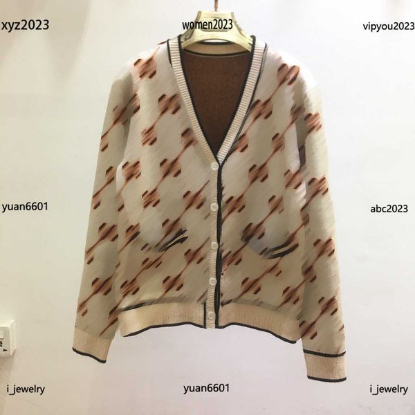 designer clothes women knit single row button decoration sweater size s-l grid shaped letter printed cardigan, White
designer clothes women knit single row button decoration sweater size s-l grid shaped letter printed cardigan, White