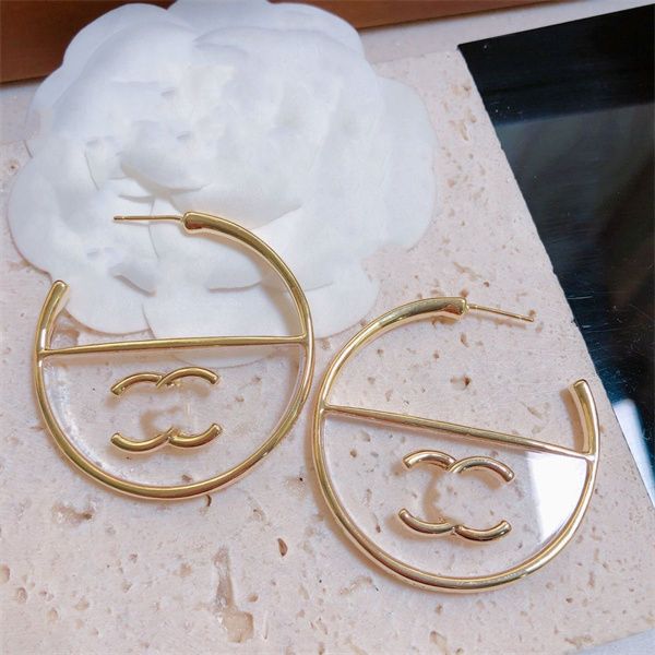 premium luxury letter ccity earrings charm designer gold earring fine jewelry classic senior c logo couple christmas heart-shaped gift 76, Golden;silver
premium luxury letter ccity earrings charm designer gold earring fine jewelry classic senior c logo couple christmas heart-shaped gift 76, Golden;silver