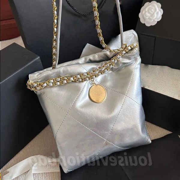 lm40156v luxury designer bag channeles cross body sling hangbag purse leather garbage bag wallets shopping wholesale fashion drawstring ggvs
lm40156v luxury designer bag channeles cross body sling hangbag purse leather garbage bag wallets shopping wholesale fashion drawstring ggvs