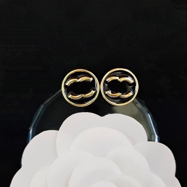 3 color designer ear studs womens earrings stamp heart shaped pendant brand letter spelling diamond pendant earrings designer jewelry, Golden;silver
3 color designer ear studs womens earrings stamp heart shaped pendant brand letter spelling diamond pendant earrings designer jewelry, Golden;silver