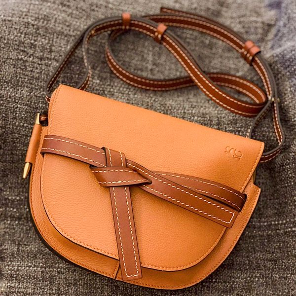 men gate dual puzzle saddle clutch satchel bag women vintage purses cross body pochette shoulder bag straps luxurys designer genuine leather
men gate dual puzzle saddle clutch satchel bag women vintage purses cross body pochette shoulder bag straps luxurys designer genuine leather