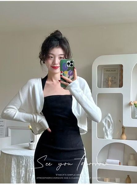 basic & casual dresses pure and want to french small halter dress women's new slimming temperament strap bag buttock skirt, Black;gray
basic & casual dresses pure and want to french small halter dress women's new slimming temperament strap bag buttock skirt, Black;gray