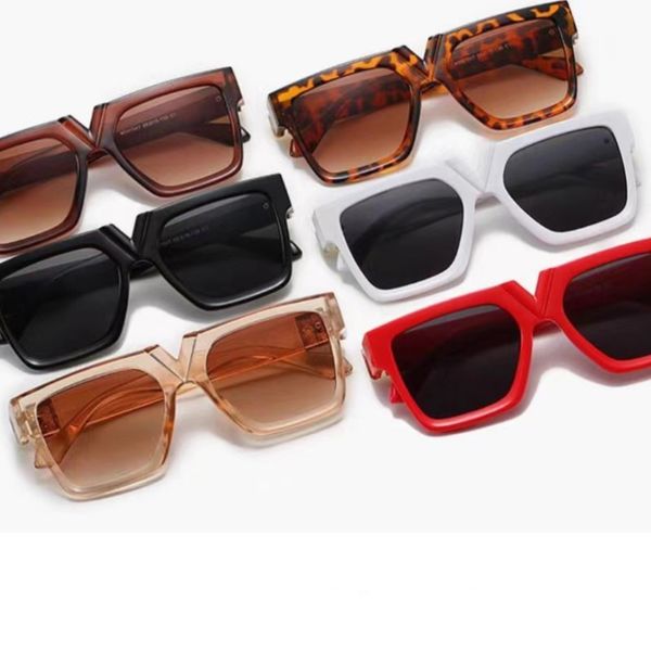 designer sunglasses safety material handsome practical sunglasses beach, party, sports, driving essential fashion sharp tool, White;black
designer sunglasses safety material handsome practical sunglasses beach, party, sports, driving essential fashion sharp tool, White;black