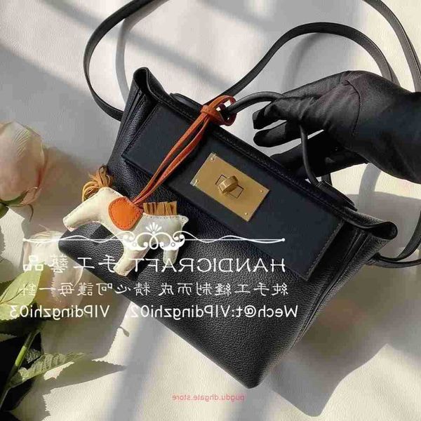 original h home tote bags wholesale vip director pure manual wax line full hand sewing 2424mini bag evercolor leather black gold silver but
original h home tote bags wholesale vip director pure manual wax line full hand sewing 2424mini bag evercolor leather black gold silver but