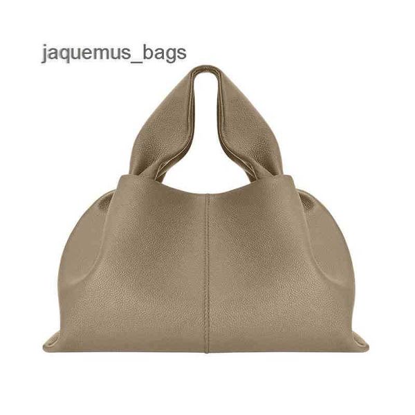 totes bags 2022 new cowhide one shoulder messenger handbag number neuf series nine polene square lunch box no. 9 dumpling bag k5sv
totes bags 2022 new cowhide one shoulder messenger handbag number neuf series nine polene square lunch box no. 9 dumpling bag k5sv