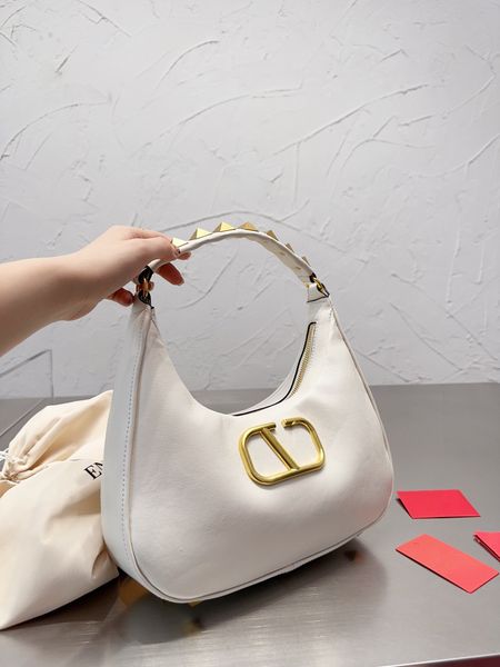 designer bags hobos chain shoulder bag for women handbags luxury fashion ladies the totes underarm wallet purses black white pink
designer bags hobos chain shoulder bag for women handbags luxury fashion ladies the totes underarm wallet purses black white pink