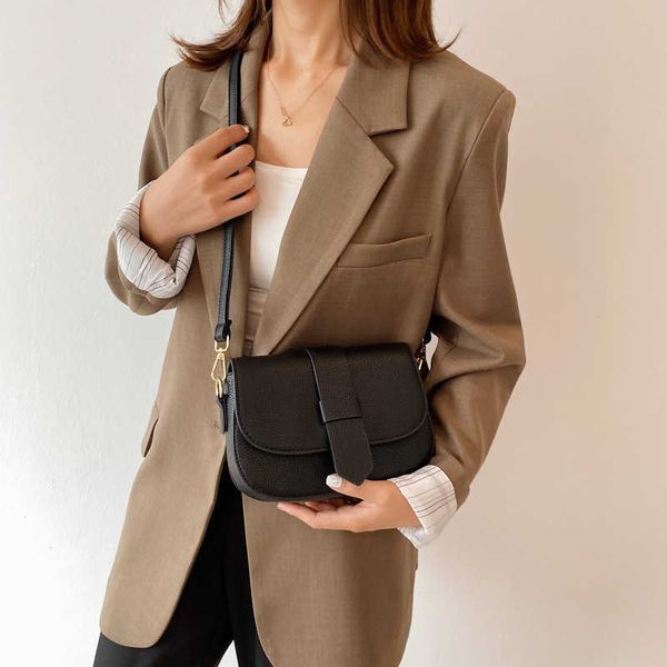autumn new solid color bag fashion women's bag fashionable material shoulder bag crossbody bag underarm saddle bag
autumn new solid color bag fashion women's bag fashionable material shoulder bag crossbody bag underarm saddle bag