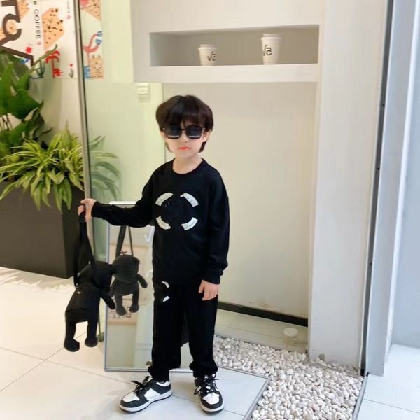 luxury children clothes sets fashion boys girls rhinestone letter long sleeve sweatshirts with pants 2pcs 2023 autumn kids casual outfits s0, White
luxury children clothes sets fashion boys girls rhinestone letter long sleeve sweatshirts with pants 2pcs 2023 autumn kids casual outfits s0, White