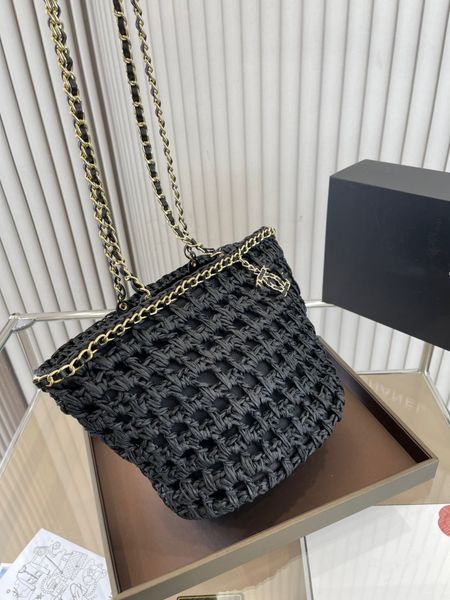 fashion brand designer bag large capacity straw bag chain bag hollow woven bag beach bag
fashion brand designer bag large capacity straw bag chain bag hollow woven bag beach bag